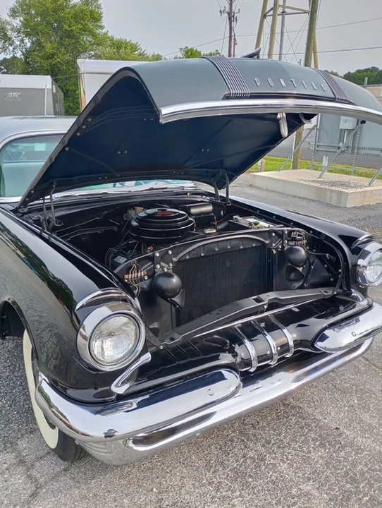 1955 Pontiac Chieftain - Image 10 of 12