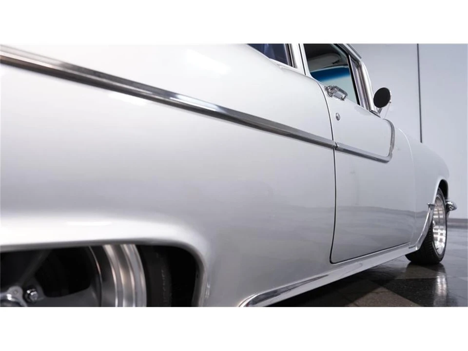 1955 Pontiac Chieftain - Image 23 of 31