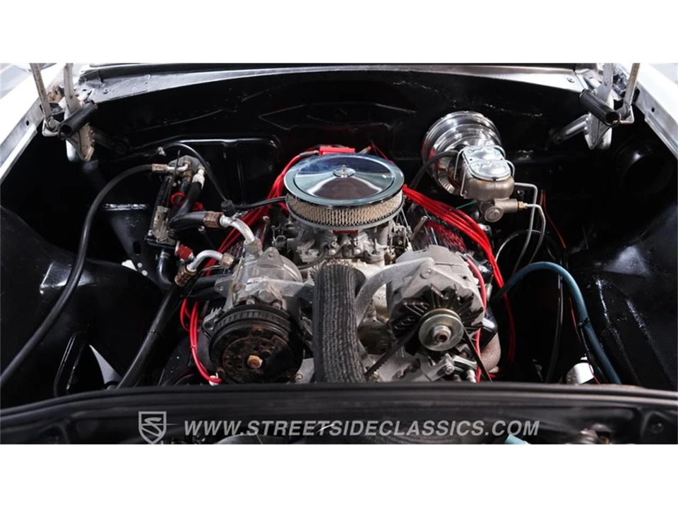 1955 Pontiac Chieftain - Image 3 of 31