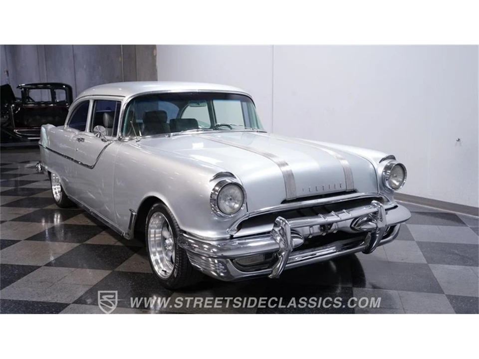 1955 Pontiac Chieftain - Image 15 of 31