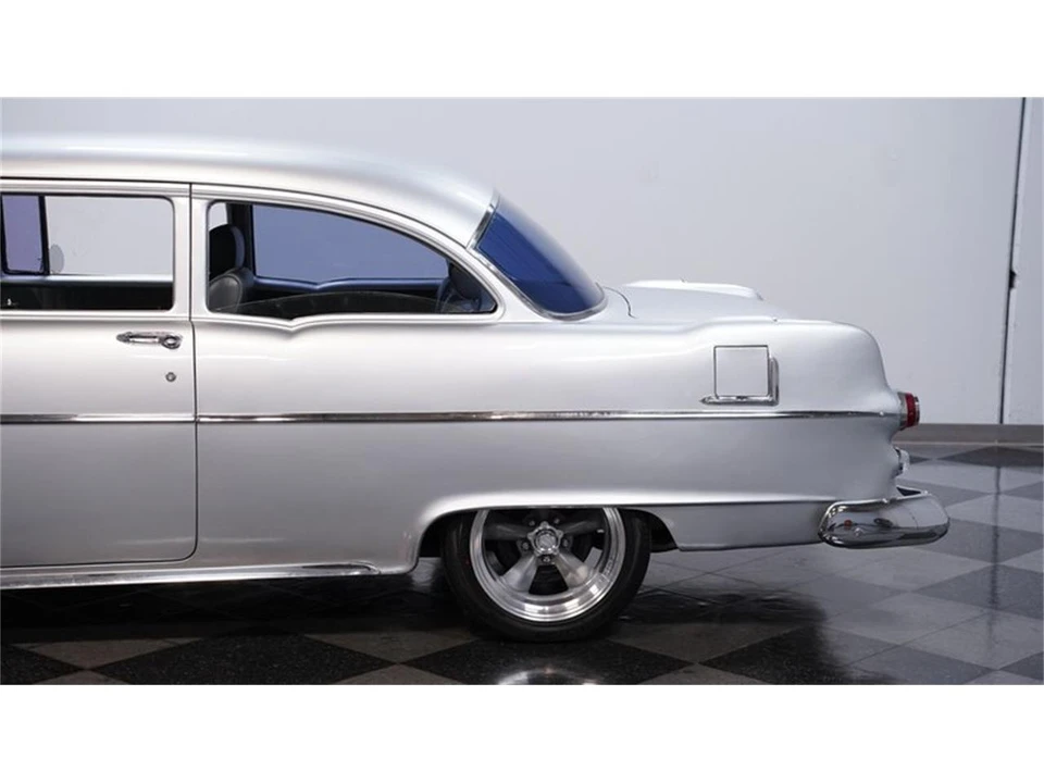 1955 Pontiac Chieftain - Image 21 of 31