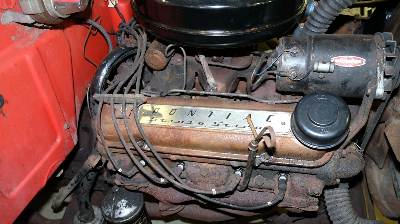 1955 Pontiac Chieftain - Image 9 of 18