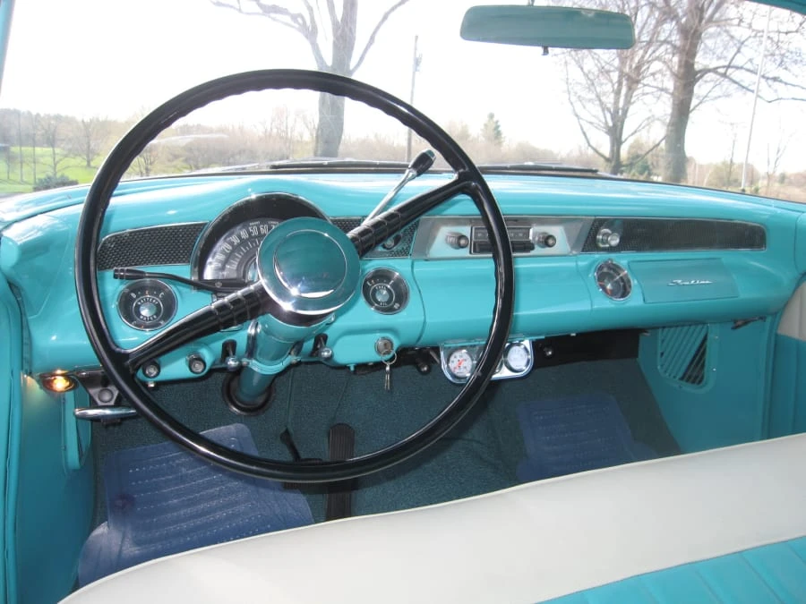 1955 Pontiac Chieftain - Image 4 of 8