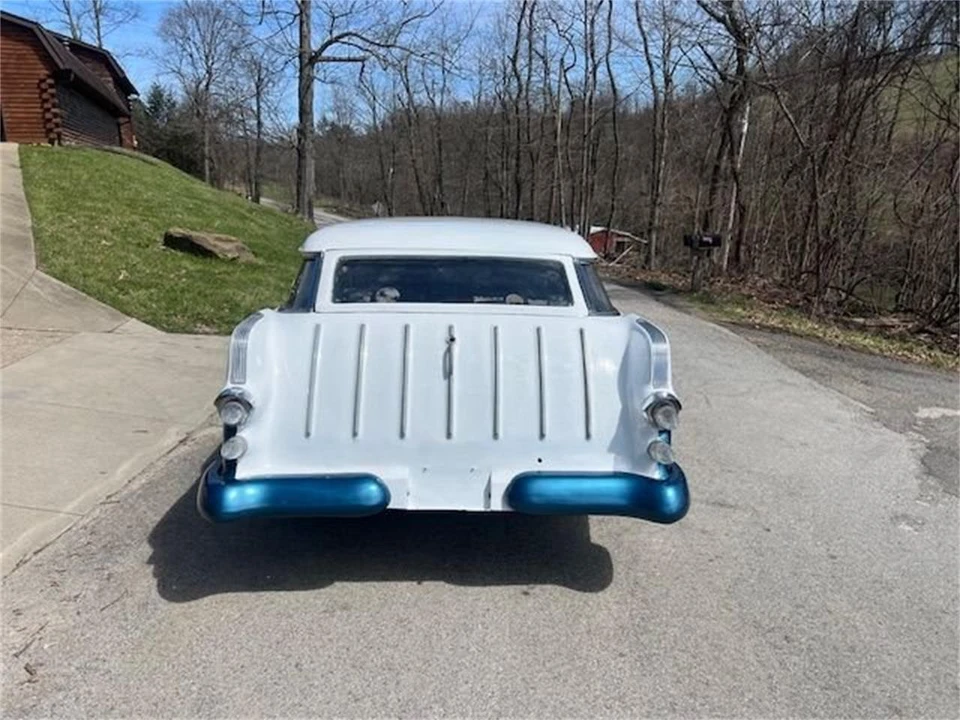 1955 Pontiac Safari - Image 4 of 13