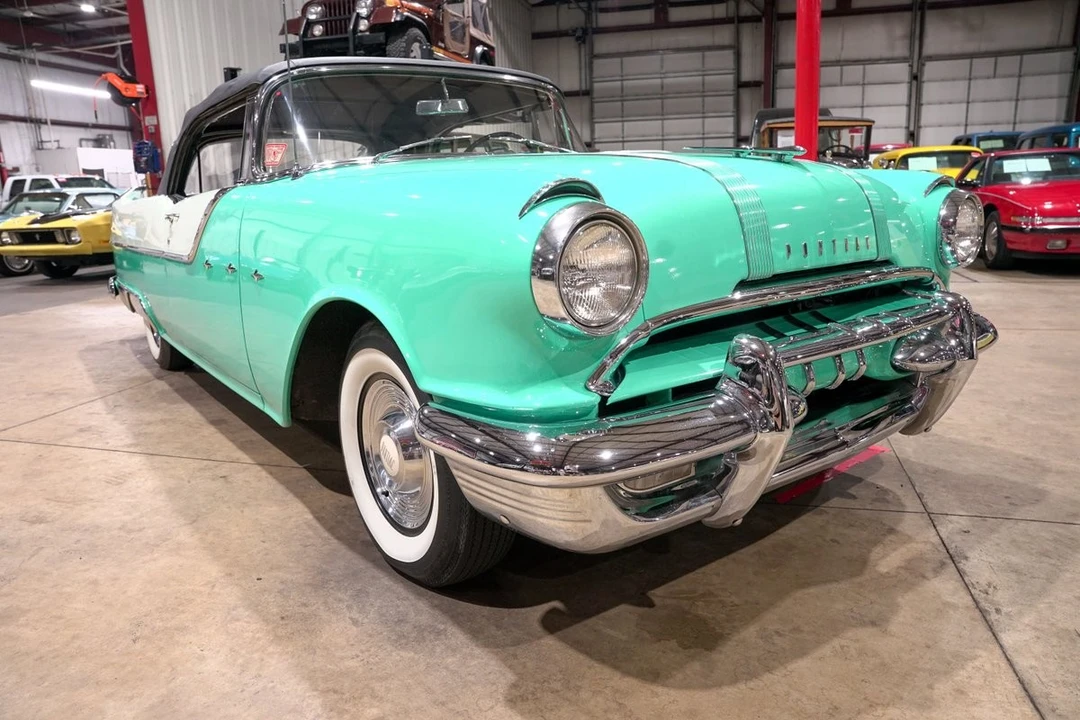 1955 Pontiac Star Chief - Image 26 of 31