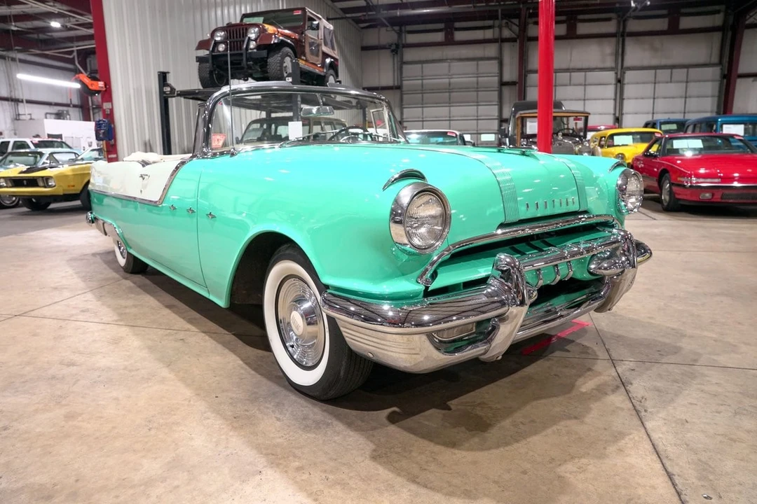 1955 Pontiac Star Chief - Image 12 of 31