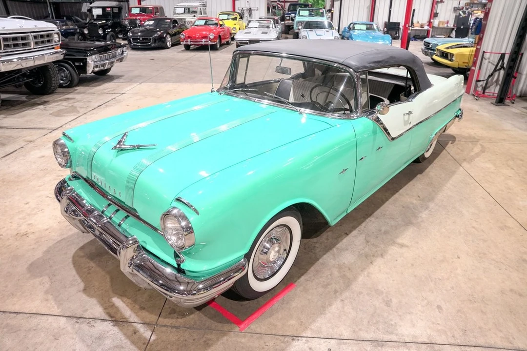 1955 Pontiac Star Chief - Image 29 of 31