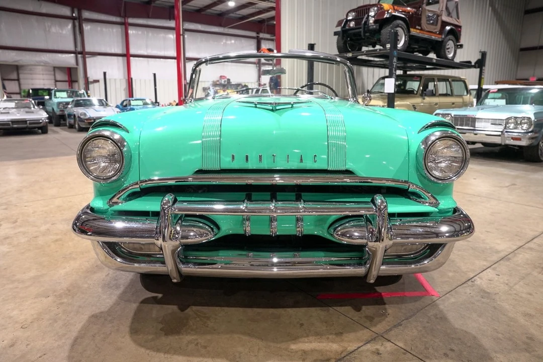 1955 Pontiac Star Chief - Image 13 of 31