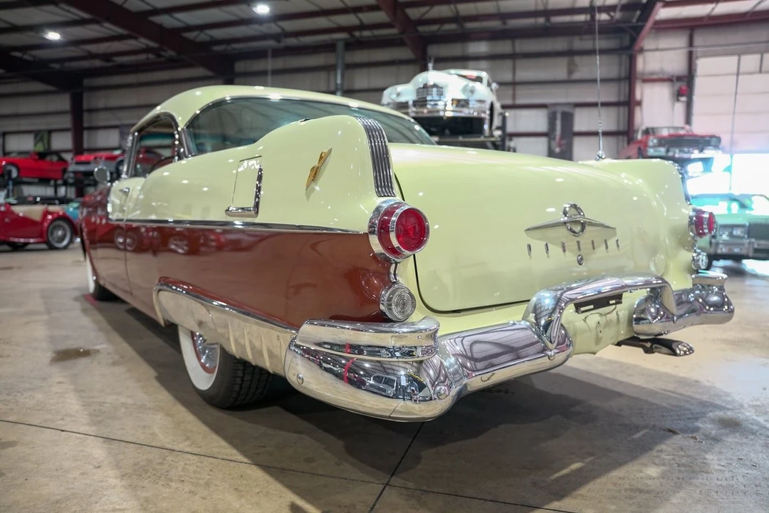 1955 Pontiac Star Chief - Image 6 of 12