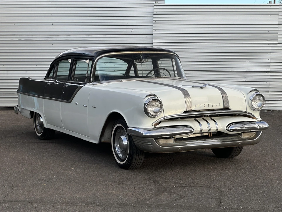 1955 Pontiac Star Chief - Image 18 of 31