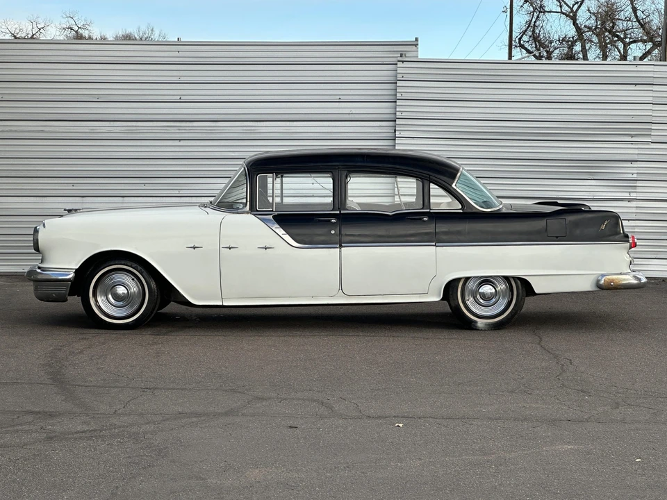 1955 Pontiac Star Chief - Image 12 of 31
