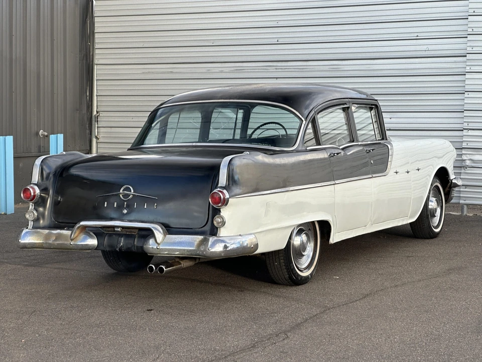 1955 Pontiac Star Chief - Image 16 of 31