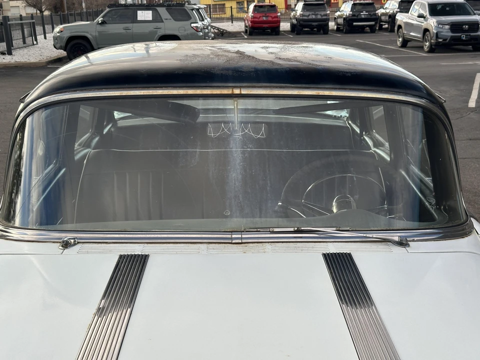 1955 Pontiac Star Chief - Image 23 of 31