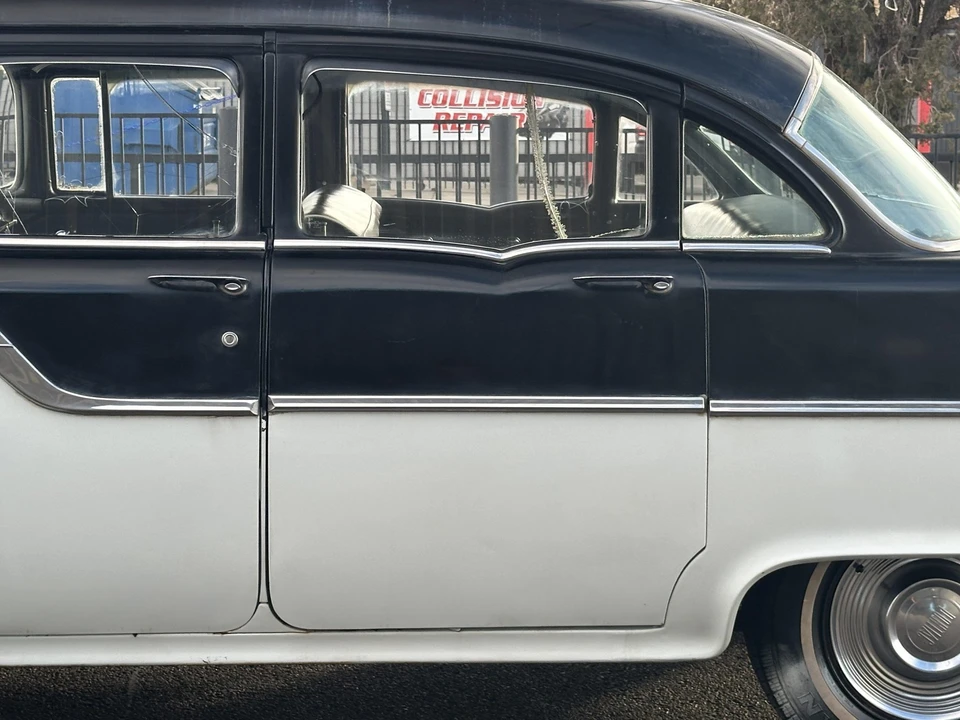 1955 Pontiac Star Chief - Image 26 of 31