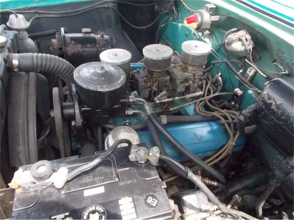 1955 Pontiac Star Chief - Image 4 of 17