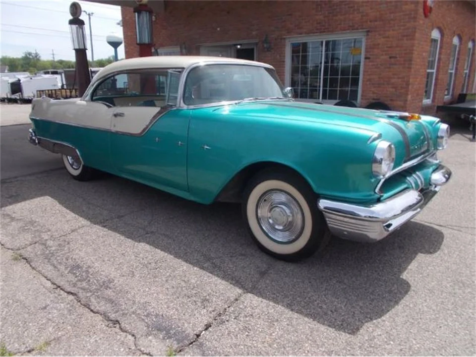 1955 Pontiac Star Chief - Image 13 of 17