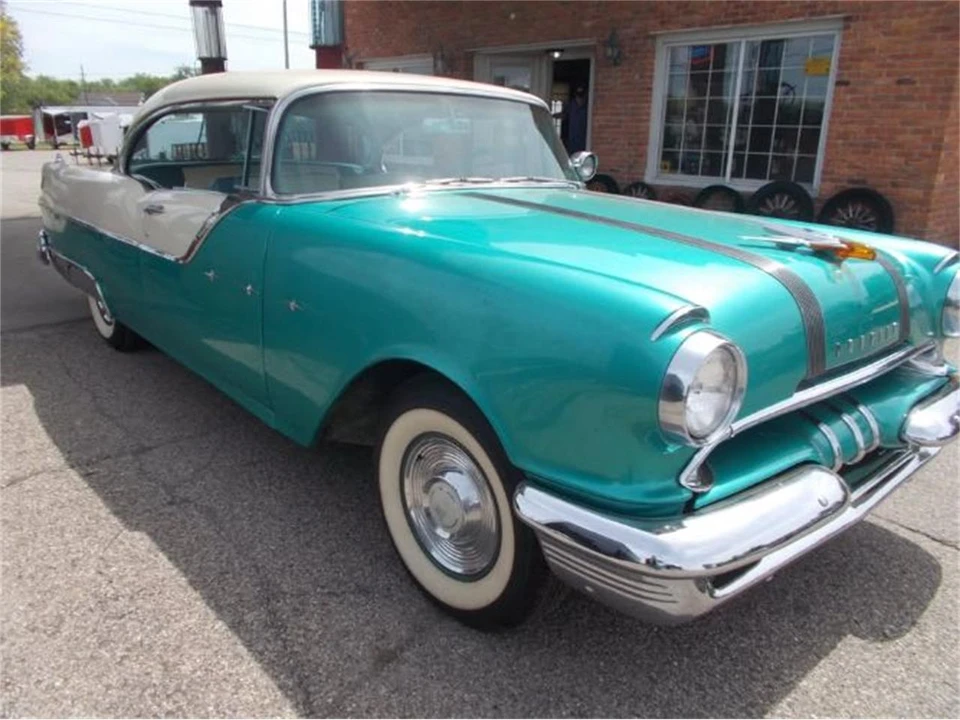 1955 Pontiac Star Chief - Image 4 of 17