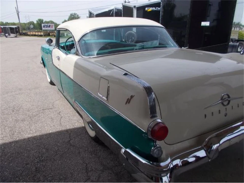 1955 Pontiac Star Chief - Image 6 of 17