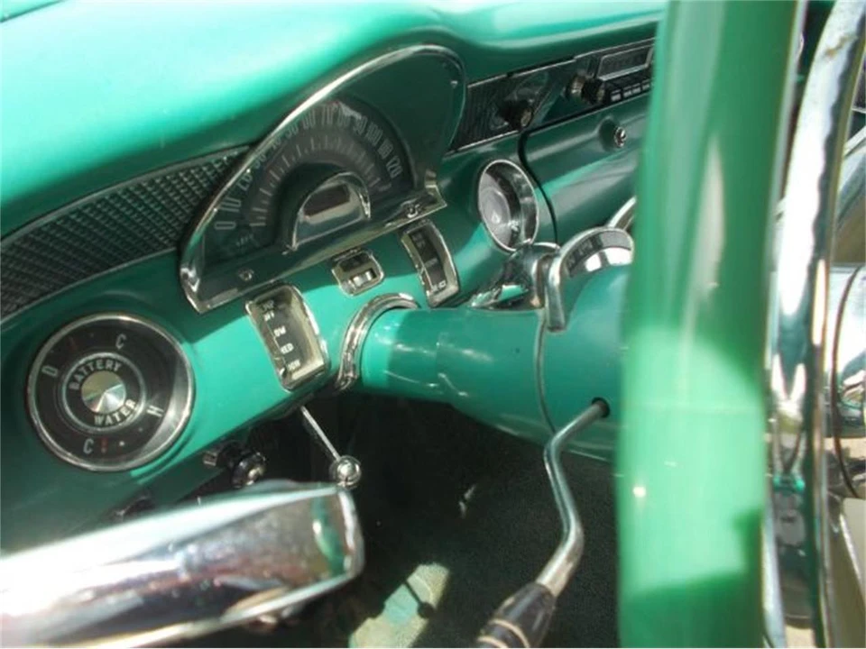 1955 Pontiac Star Chief - Image 10 of 17