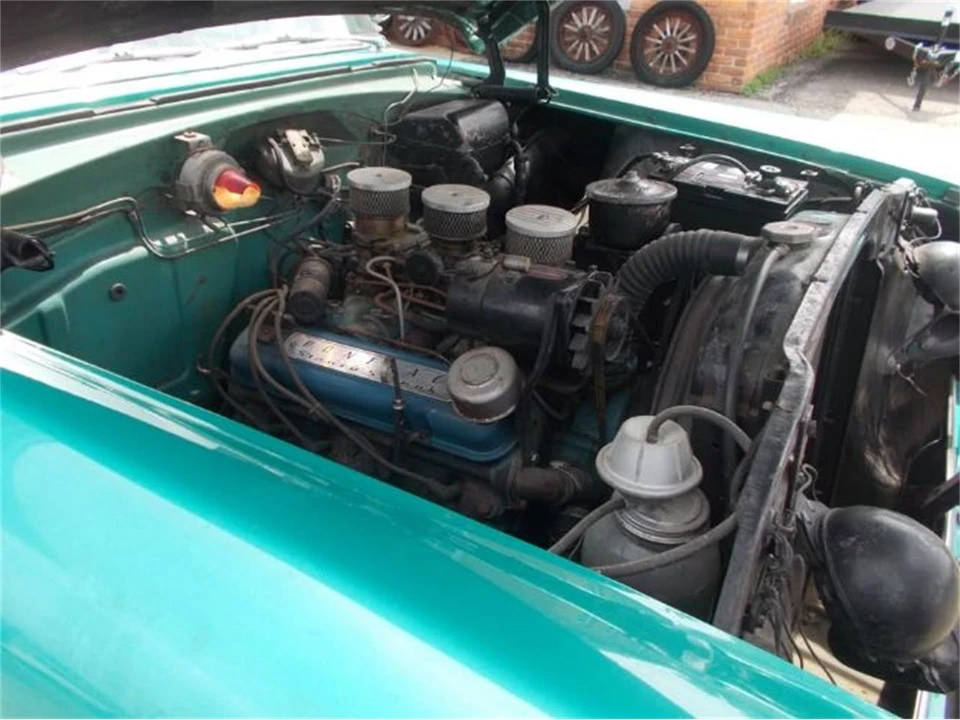 1955 Pontiac Star Chief - Image 14 of 17