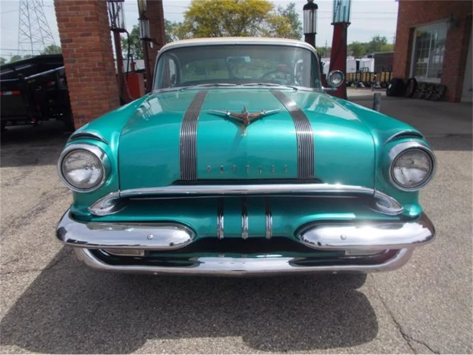 1955 Pontiac Star Chief - Image 5 of 17
