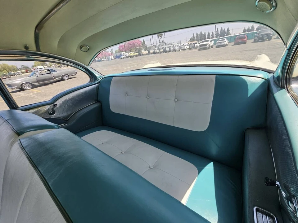 1955 Pontiac Star Chief - Image 9 of 21