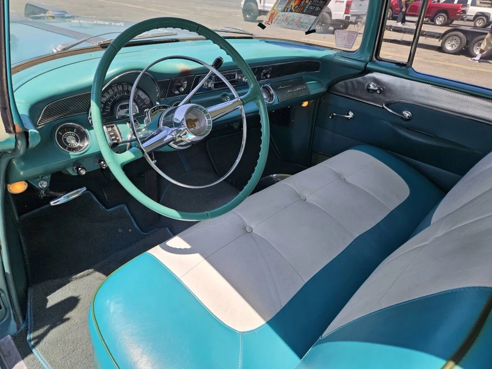 1955 Pontiac Star Chief - Image 5 of 21