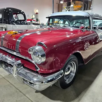 1955 Pontiac Star Chief Catalina 2-dr Hardtop
