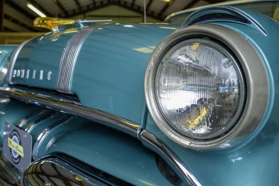 1955 Pontiac Star Chief - Image 6 of 31