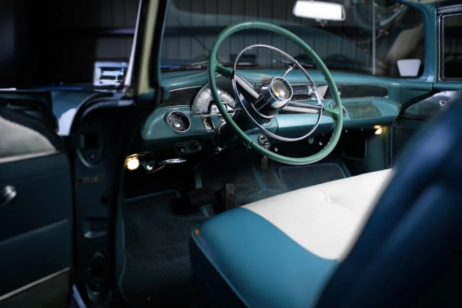 1955 Pontiac Star Chief - Image 28 of 31