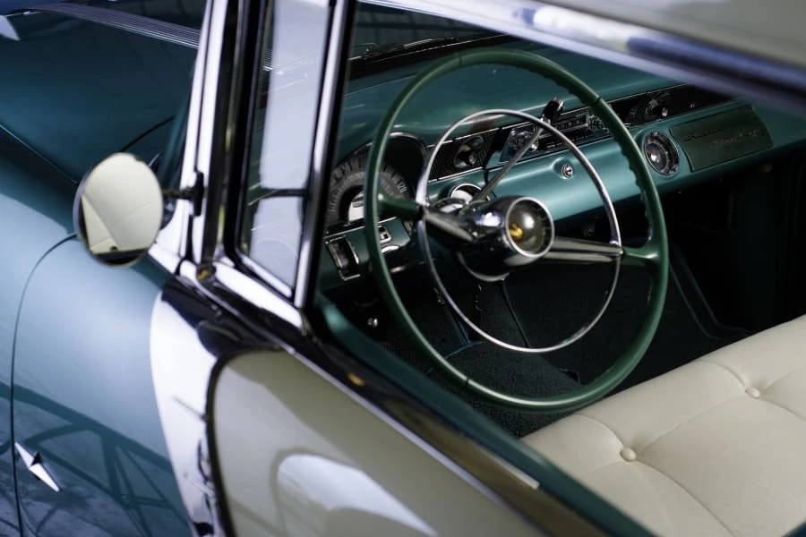 1955 Pontiac Star Chief - Image 26 of 31