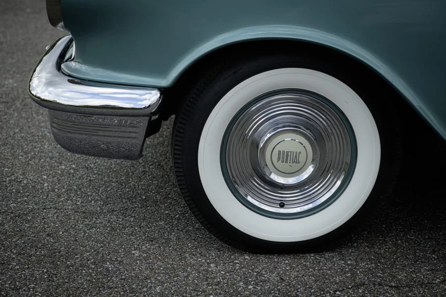 1955 Pontiac Star Chief - Image 18 of 31