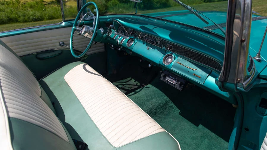 1955 Pontiac Star Chief - Image 5 of 13