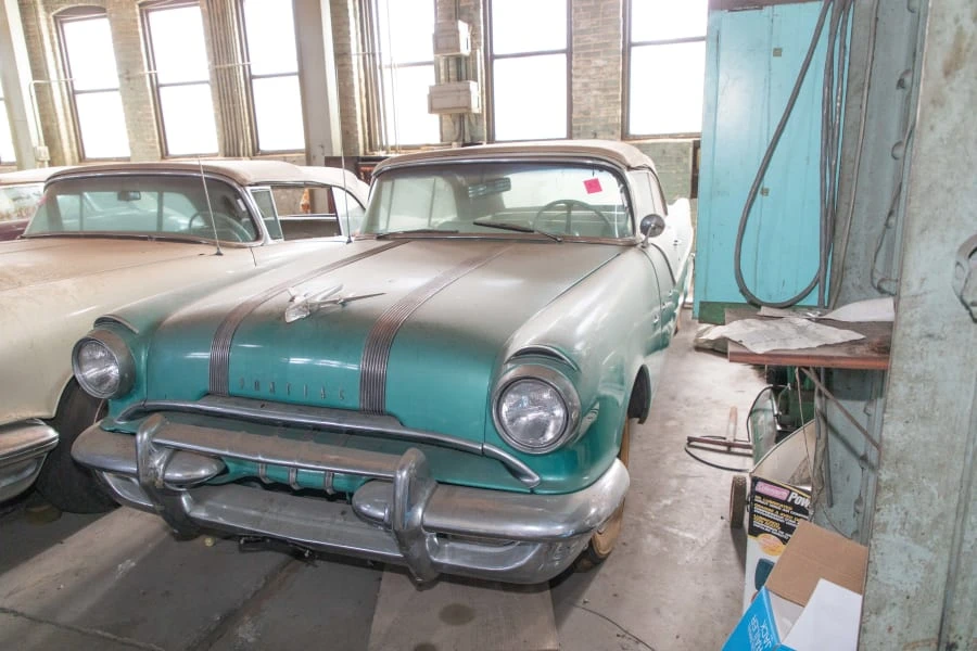 1955 Pontiac Star Chief - Image 13 of 13