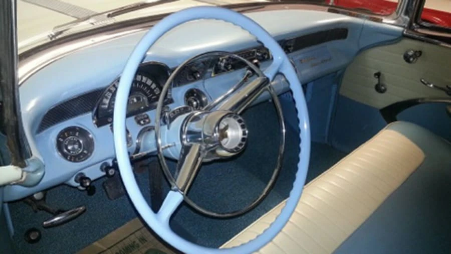 1955 Pontiac Star Chief - Image 2 of 8