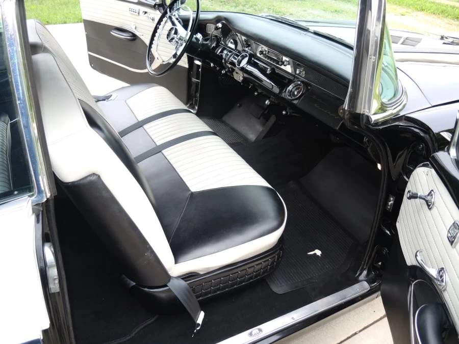 1955 Pontiac Star Chief - Image 5 of 12