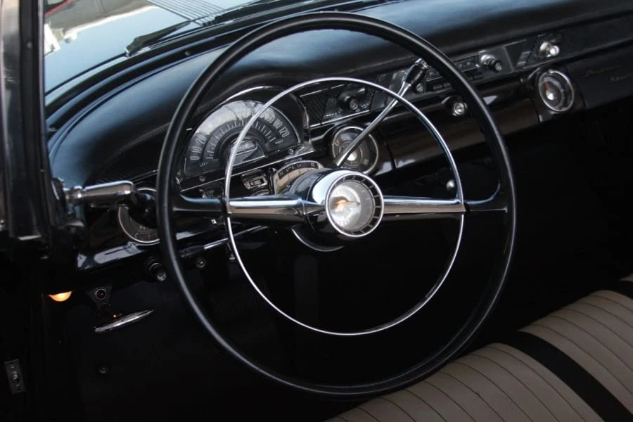 1955 Pontiac Star Chief - Image 4 of 12