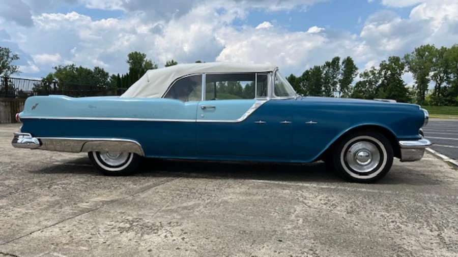 1955 Pontiac Star Chief - Image 26 of 31