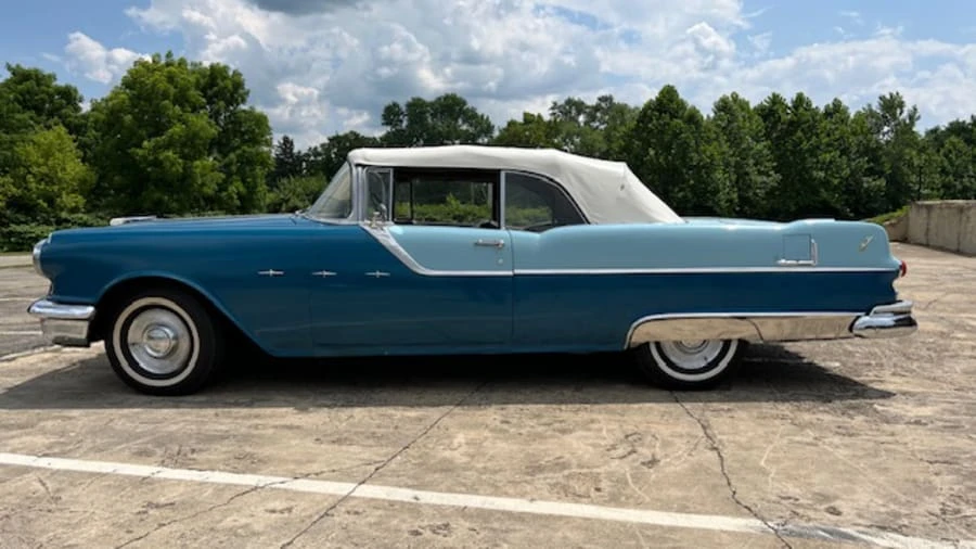 1955 Pontiac Star Chief - Image 9 of 31