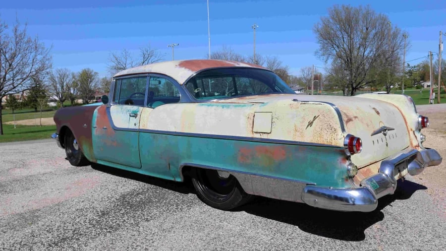 1955 Pontiac Star Chief - Image 7 of 31