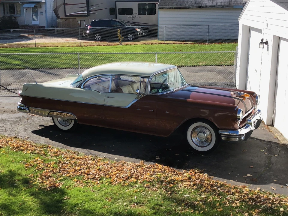 1955 Pontiac Star Chief - Image 12 of 31