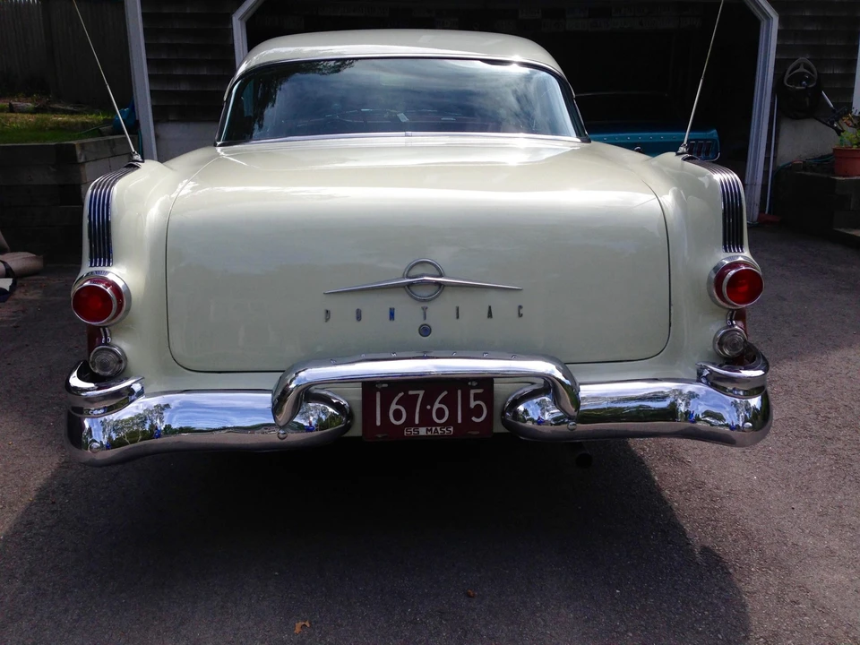 1955 Pontiac Star Chief - Image 25 of 31