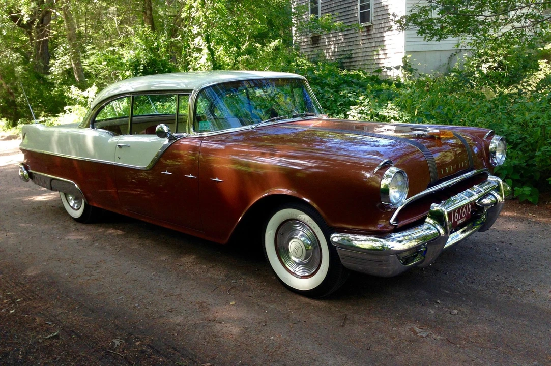 1955 Pontiac Star Chief - Image 14 of 31