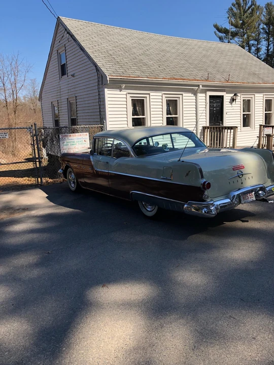 1955 Pontiac Star Chief - Image 4 of 31