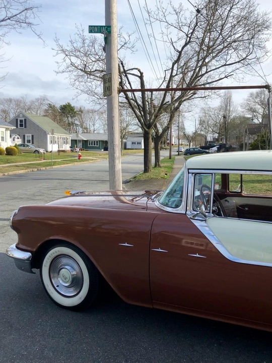 1955 Pontiac Star Chief - Image 22 of 31