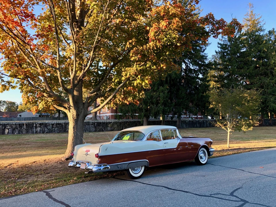 1955 Pontiac Star Chief - Image 8 of 31