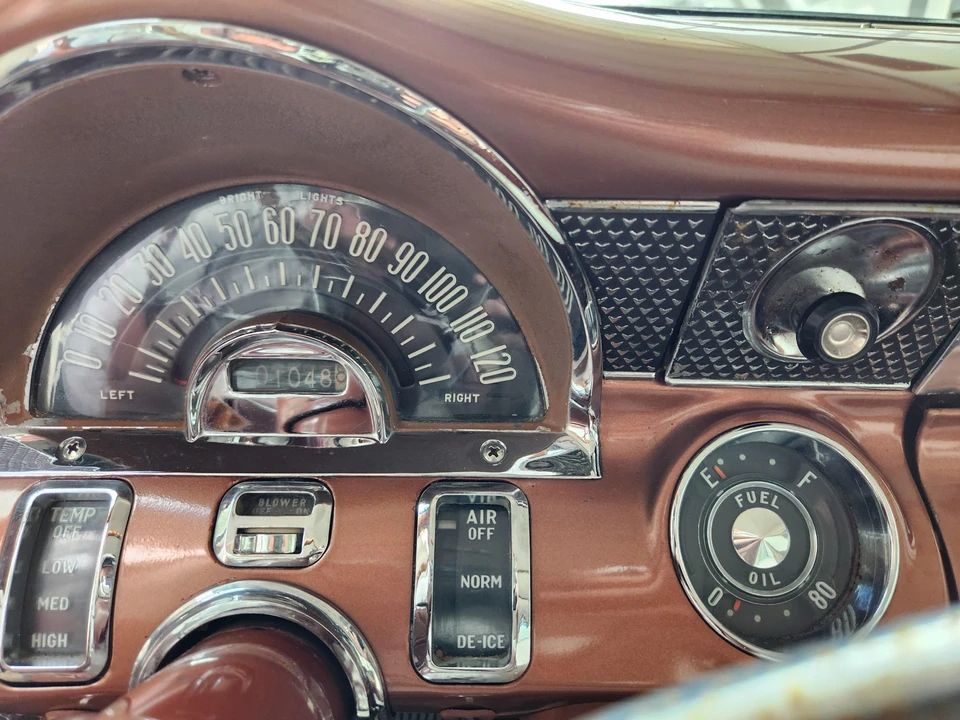 1955 Pontiac Star Chief - Image 25 of 31