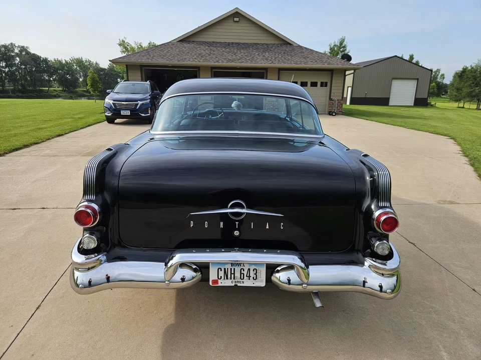 1955 Pontiac Star Chief - Image 7 of 31