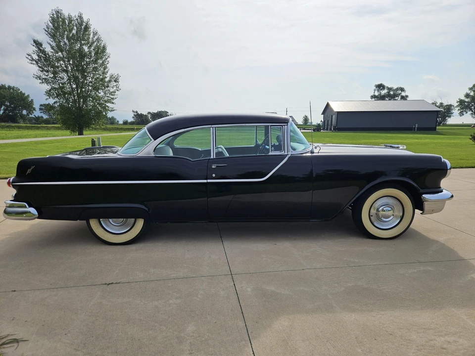 1955 Pontiac Star Chief - Image 5 of 31