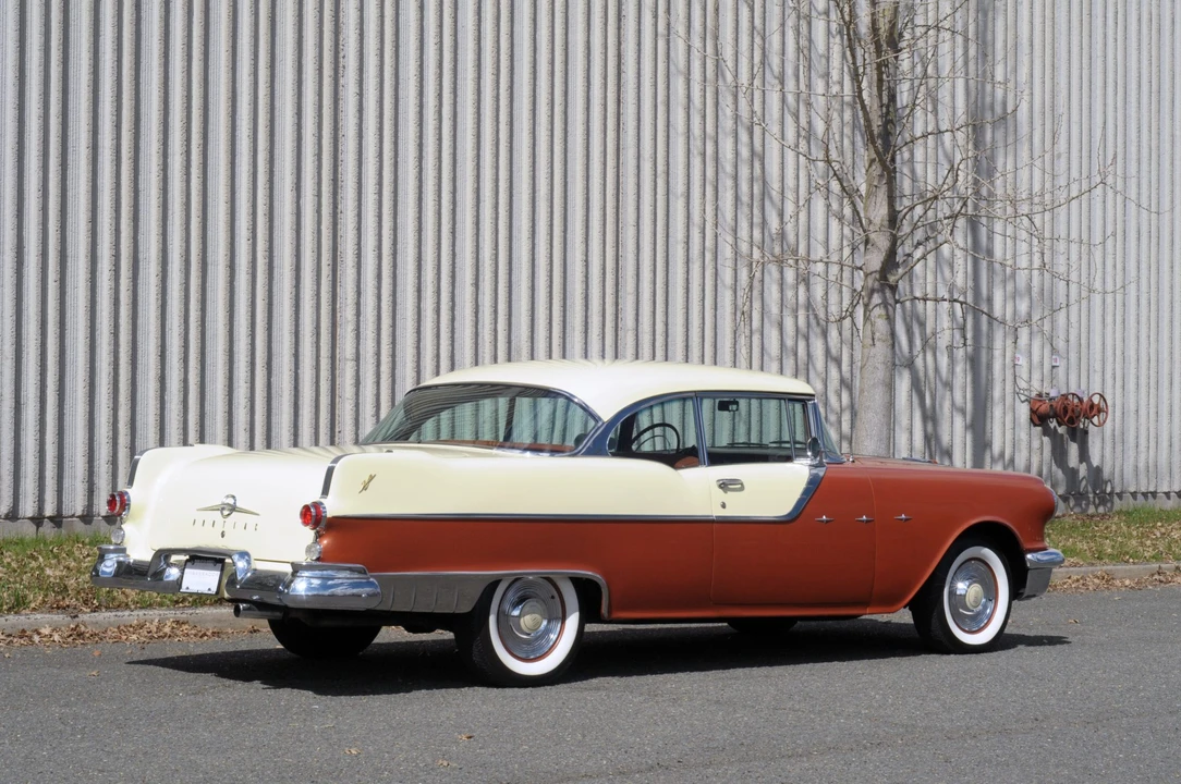 1955 Pontiac Star Chief - Image 10 of 31